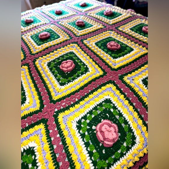 RARE Circa 1980’s Massive Crochet Comforter and Matching Pillow Shams